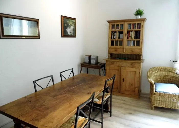 Domaine Du Bourdil Au Pays Cathare